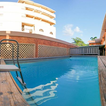 Uw Oasis Hotel La Ceiba Exteriör bild